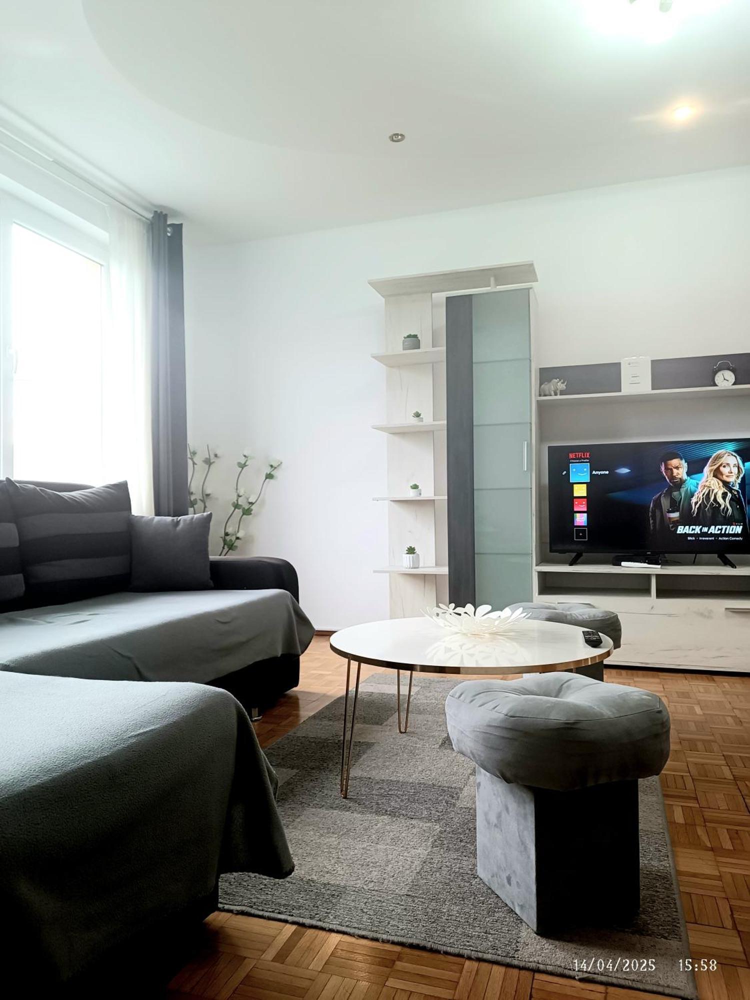 Chic Comfort 1Bdr With Landmark View - Concerthall Bükreş Dış mekan fotoğraf