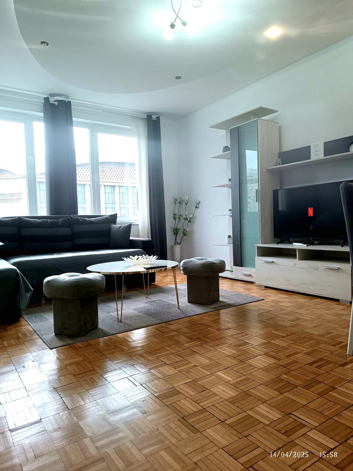 Chic Comfort 1Bdr With Landmark View - Concerthall Bükreş Dış mekan fotoğraf